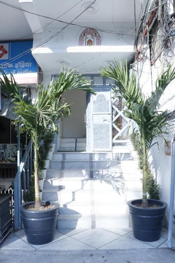 Gallivanto Inn - Rohini Delhi  Exterior photo